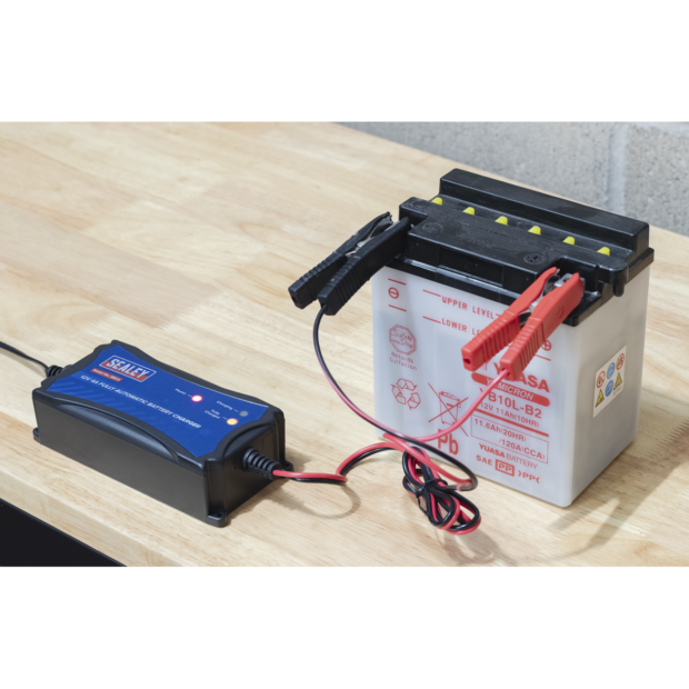 Sealey Battery Maintainer Charger 12V 4A Fully Automatic - Image 3